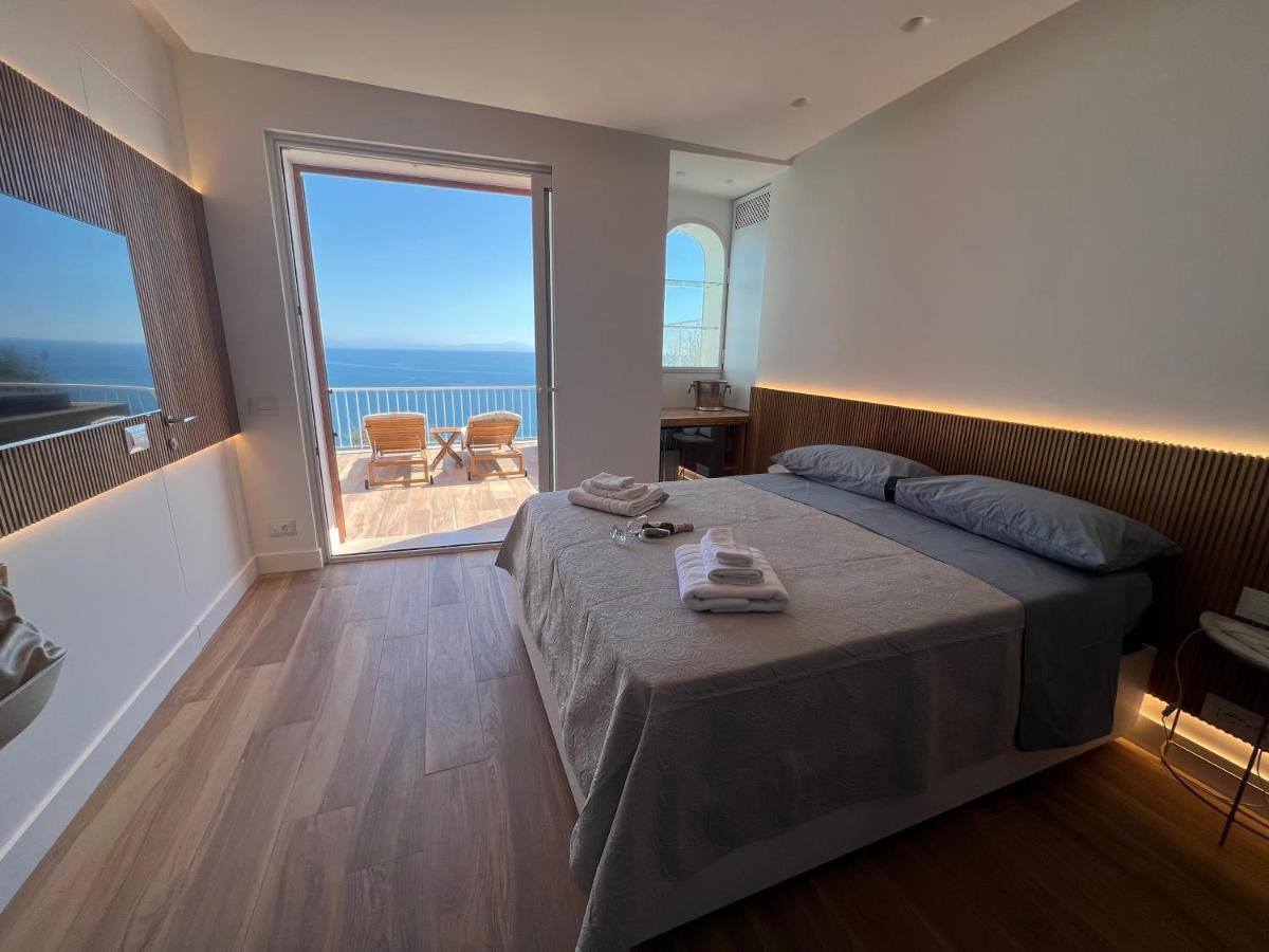 Seajewelsdeluxurysuite Bed & Breakfast